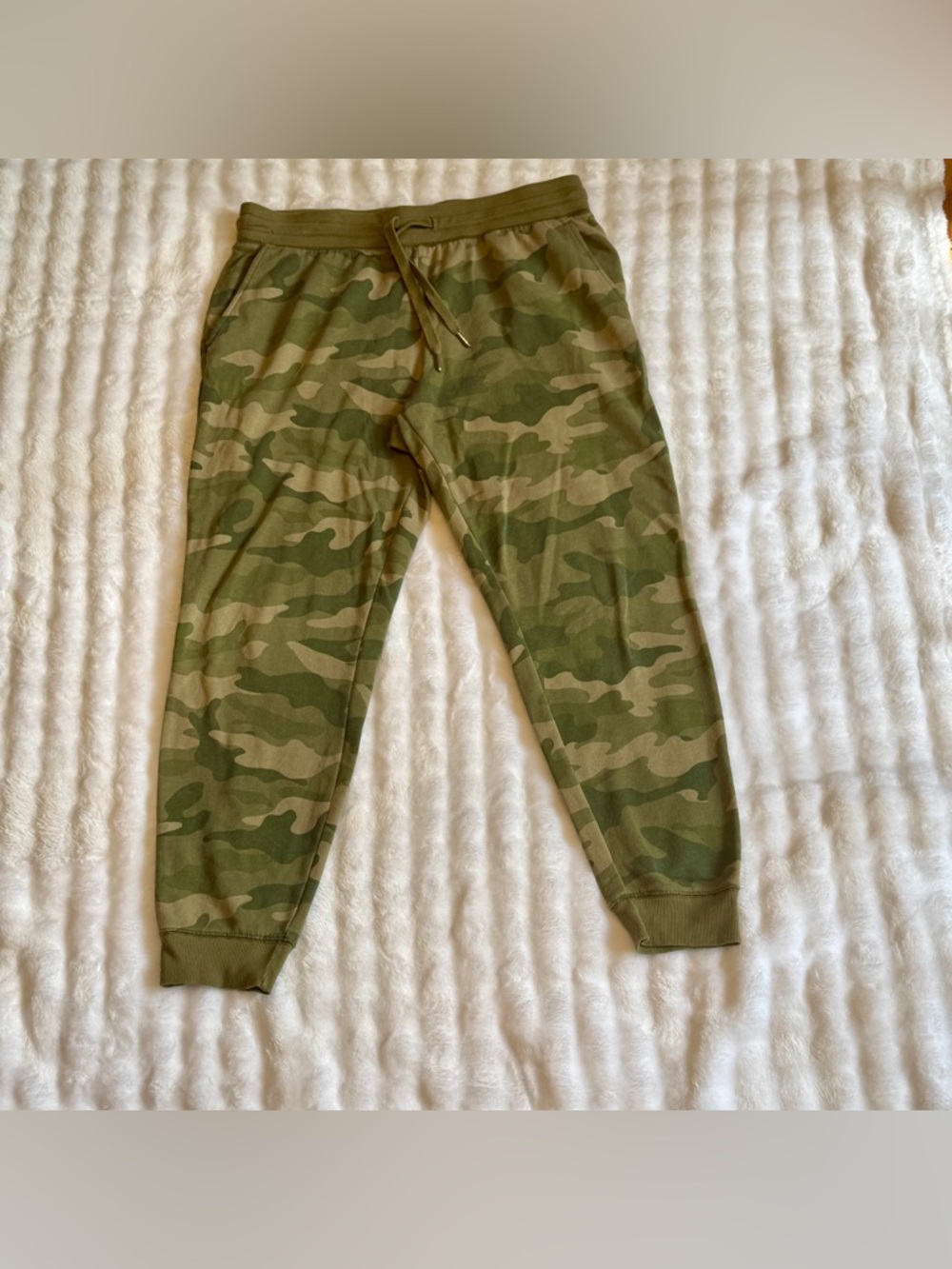 Old Navy Women’s New Rib Joggers Bundle Charcoal and Camouflage Size Medium - Picture 11 of 15